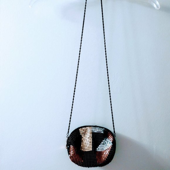 Another Y&S Original Small Black, Gold, Silver Mesh Crossbody Purse - Picture 4 of 10